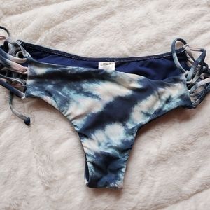 NWOT Billabong tidal wave tie die bikini bottoms